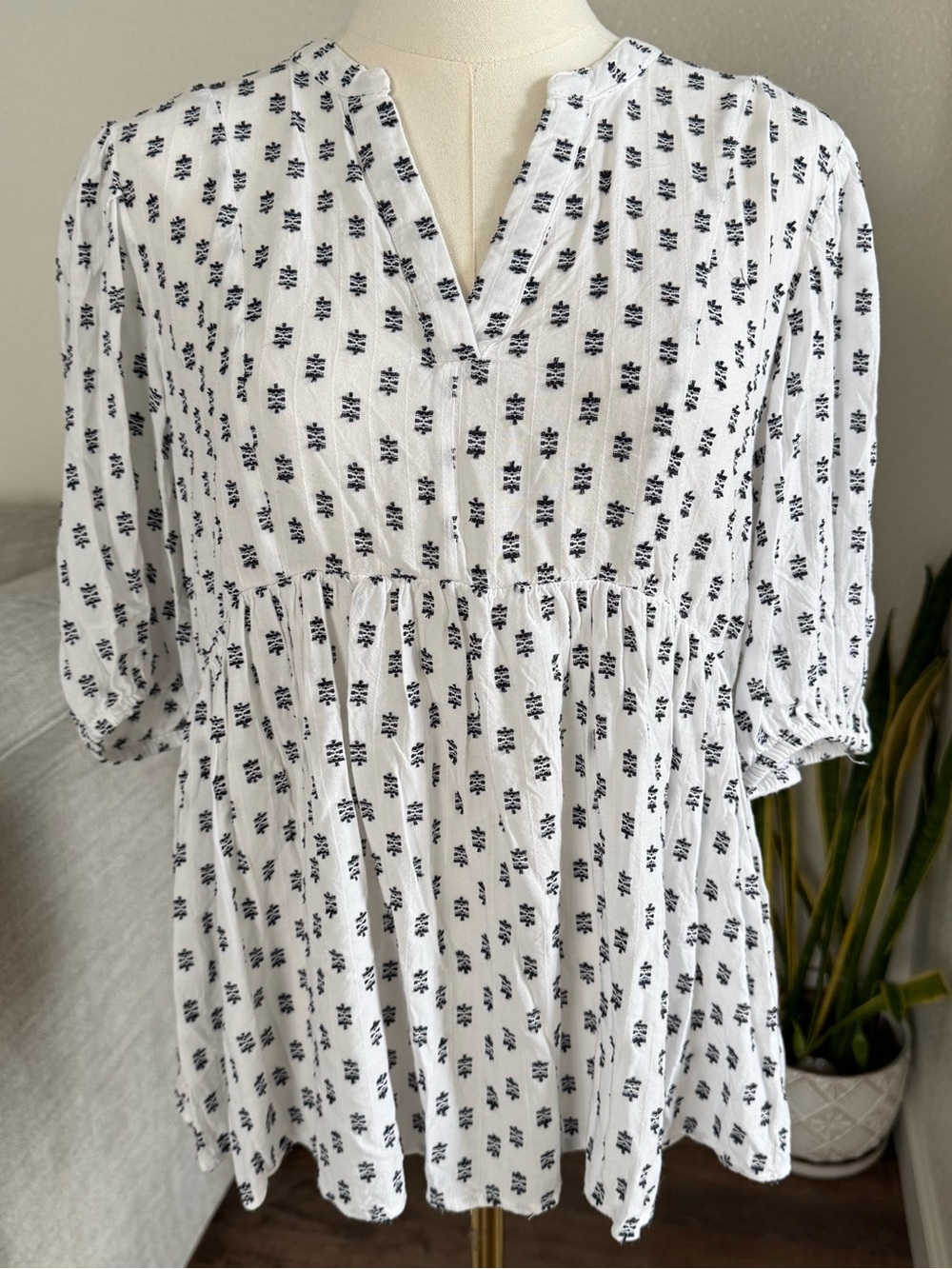 Tea Rose Women’s Large Peplum Blouse White Black Print Boho Cottagecore Top L